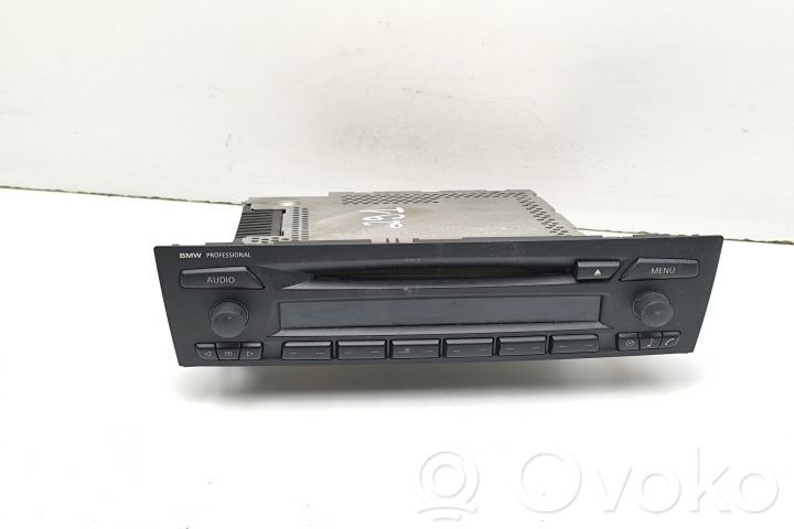 Radio / CD-Player / DVD-Player / Navigation   6975013