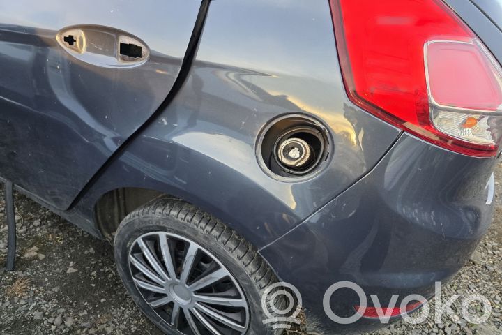 Ford Fiesta Panel lateral trasero 