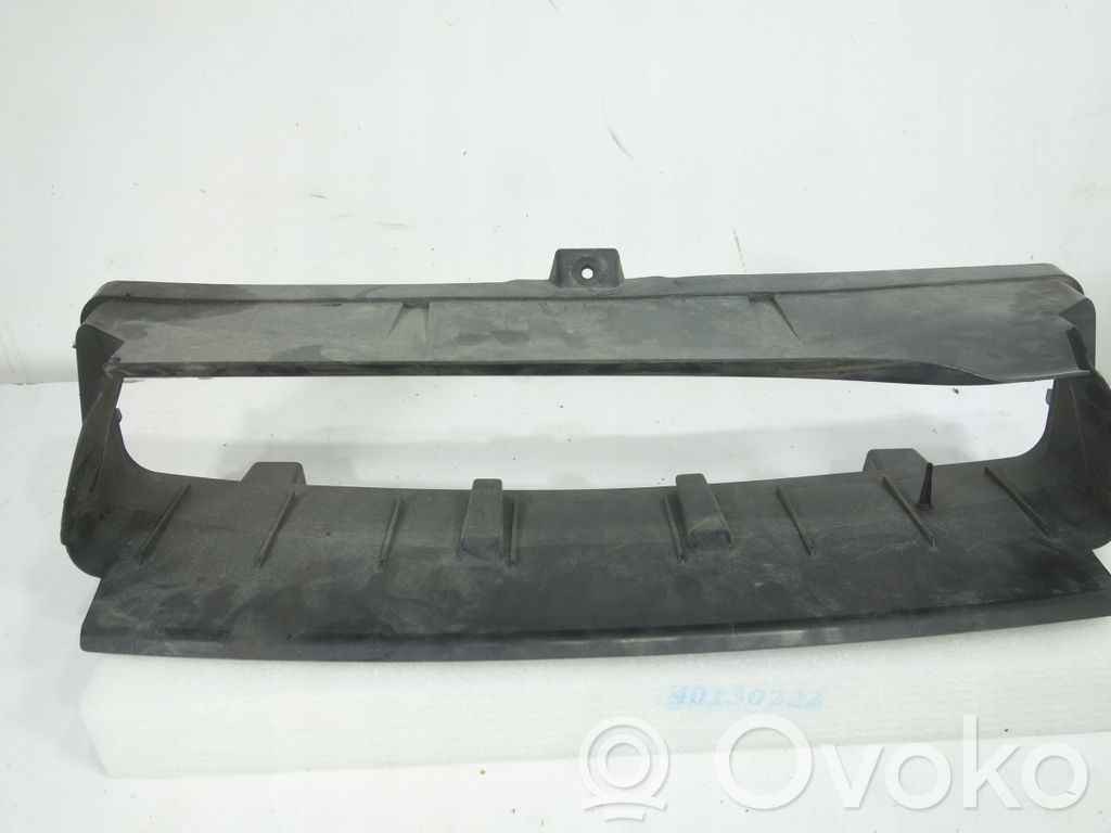 BMW 1 E81 E87 Air intake duct part 