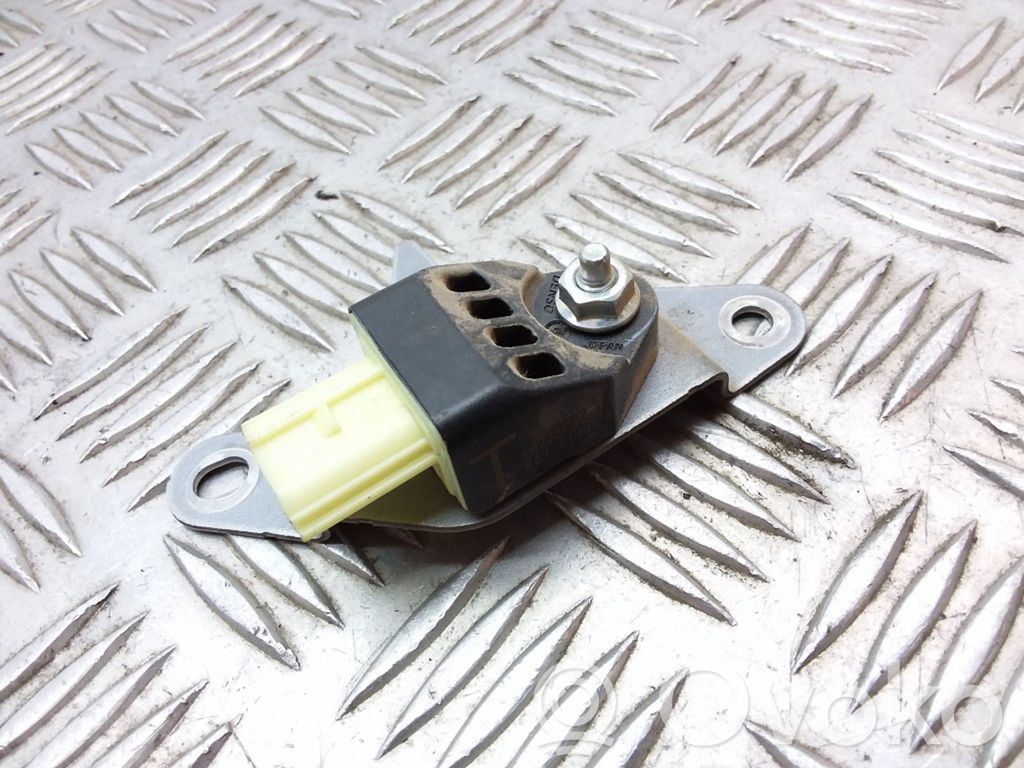 Airbagsensor Crashsensor Drucksensor   98235FJ000