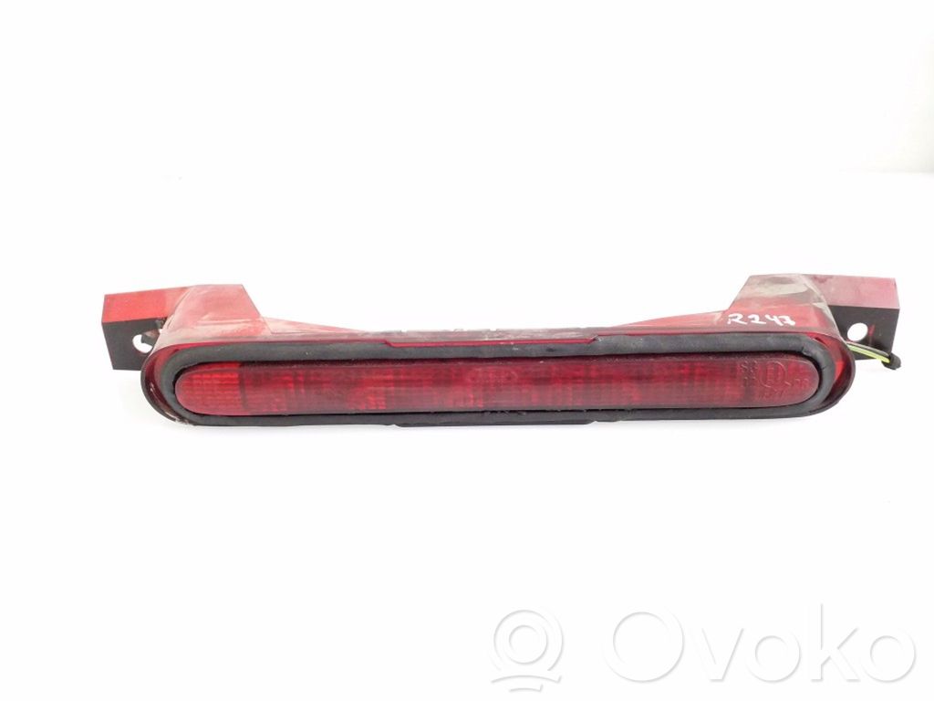 Ford Focus Third/center stoplight 