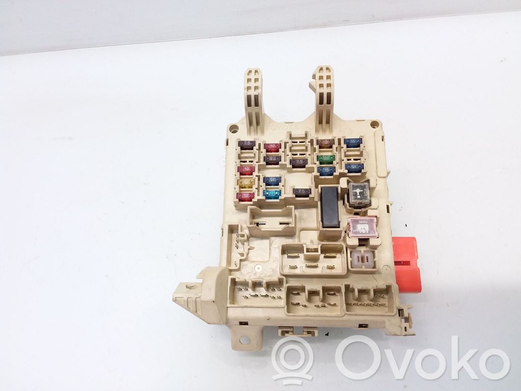Toyota Corolla E110 Fuse module 