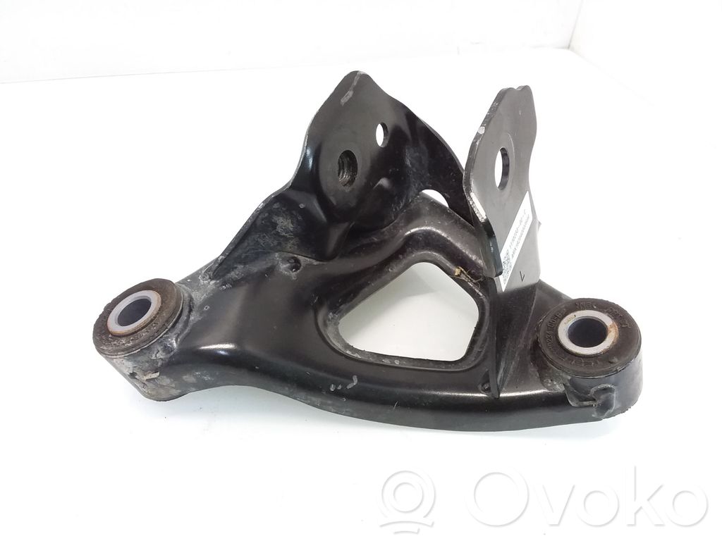 Tesla Model 3 Engine mounting bracket 