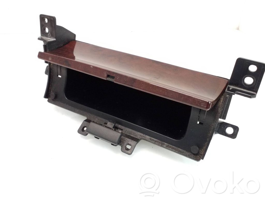 Suzuki Grand Vitara II Popielniczka deski rozdzielczej 