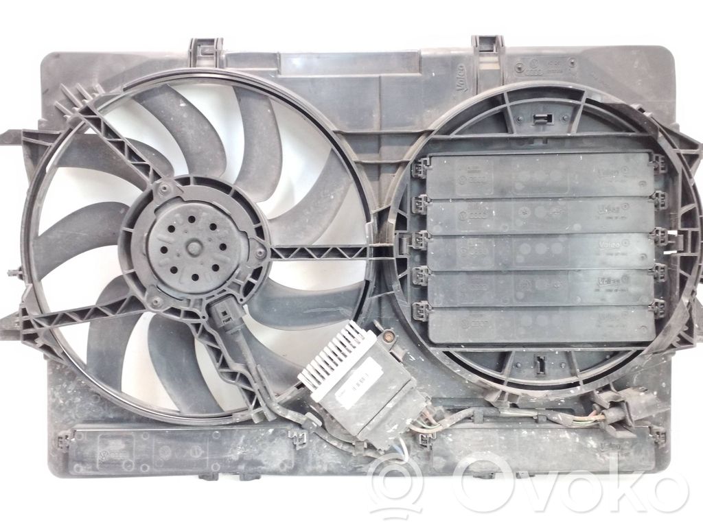 Audi A5 8T 8F Elektryczny wentylator chłodnicy 