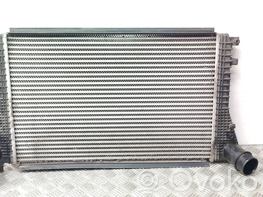 Interkūlerio radiatorius   1K0145803BM,1K0121251DM,1K0145803AF,1K0145803AS,1K0145803CA,1K0145803CC,1K0820411H,1K0820411P,5C0145803A