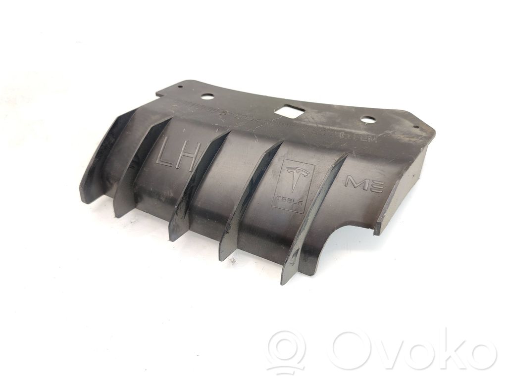 Tesla Model 3 Front bumper mounting bracket 