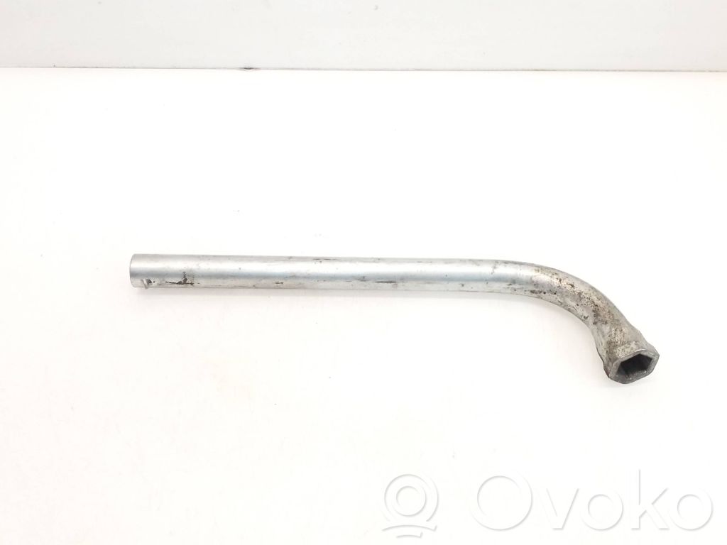 Volkswagen Caddy Wheel nut wrench 