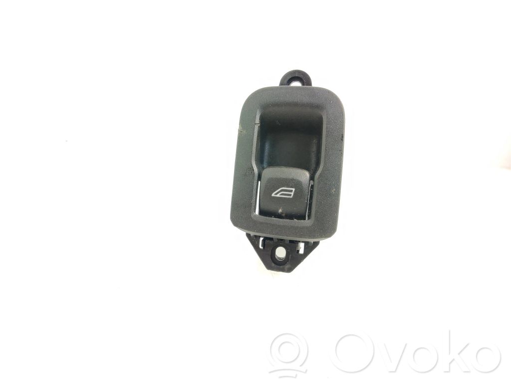 Electric window control switch   31272013,10W442