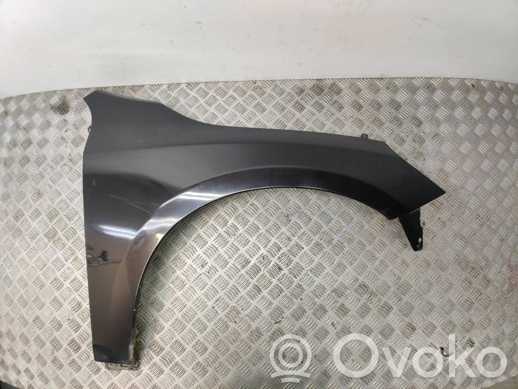 Volvo V60 Sparnas 