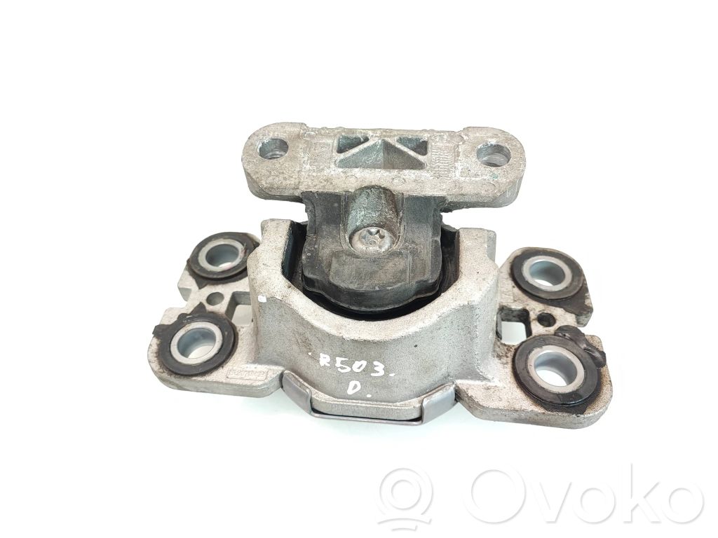 Volvo V60 Engine mount bracket 