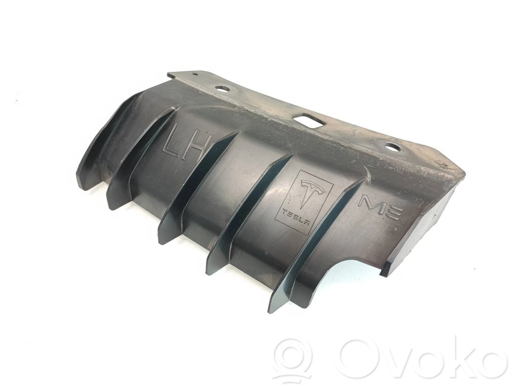 Tesla Model 3 Front bumper mounting bracket 