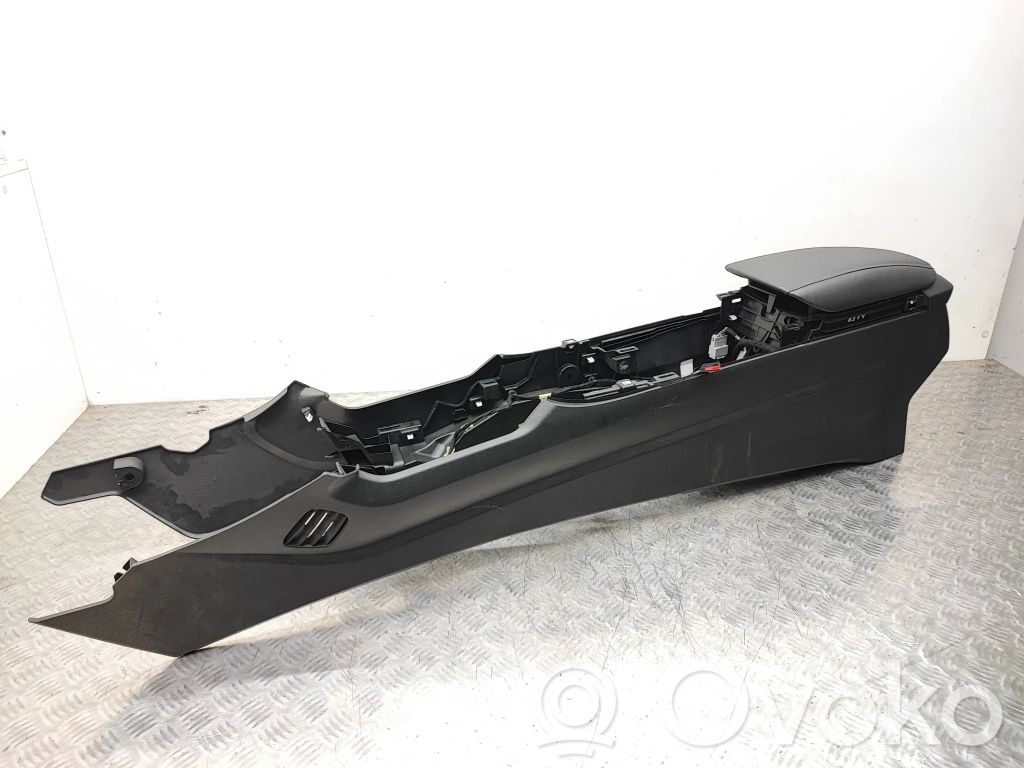 Ford Mondeo MK V Center console 