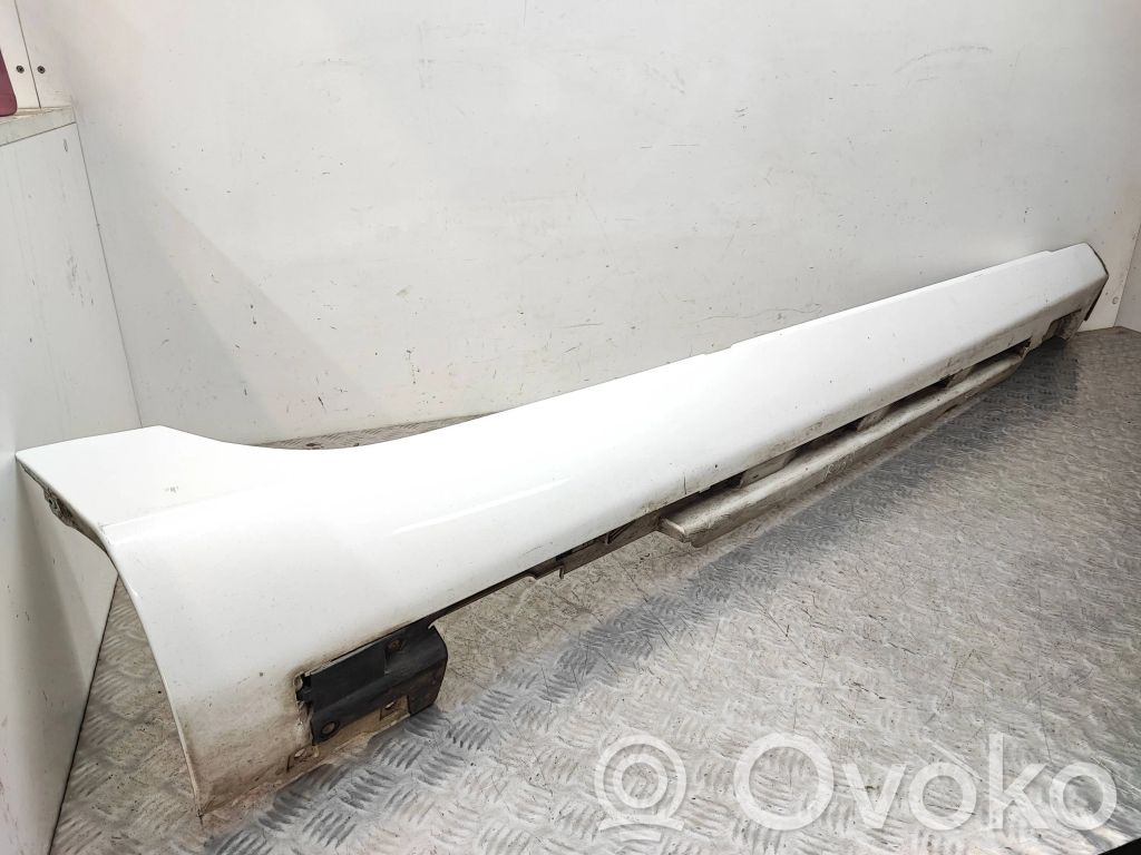Volvo V40 Sill 