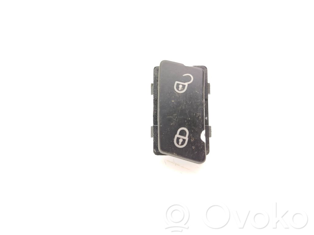 Volkswagen Caddy Central locking switch button 