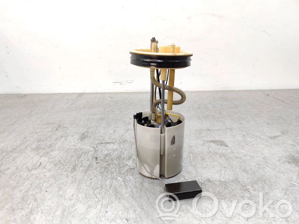 Volkswagen Caddy Pompa carburante immersa 