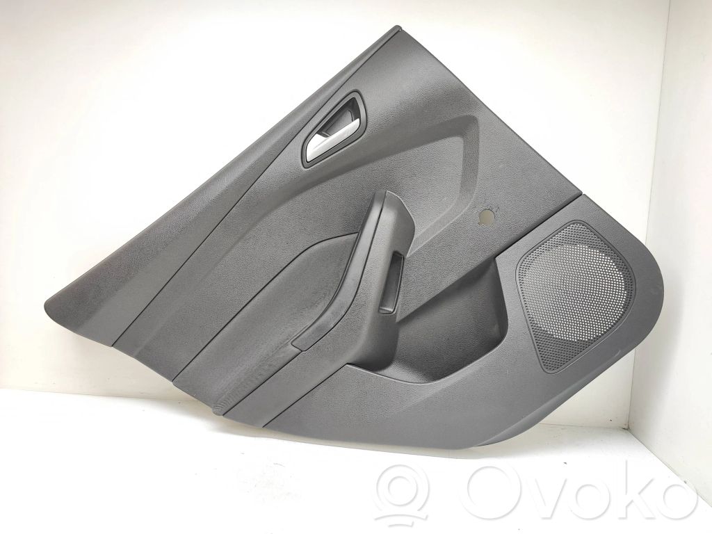 Ford Focus Apšuvums aizmugurējām durvīm 
