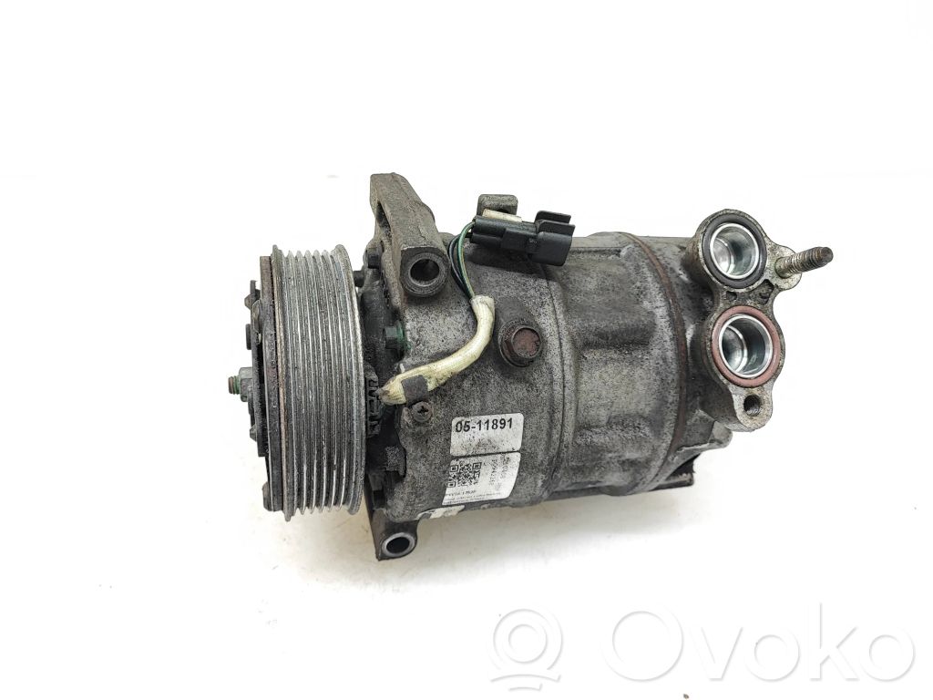 Volvo V40 Kompresor / Sprężarka klimatyzacji A/C 