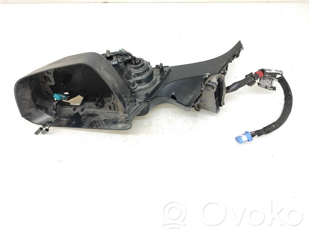 Tesla Model 3 Veidrodėlio plastikinė apdaila 