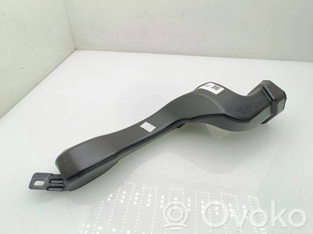 Tesla Model Y Ohjaamon sisäilman ilmakanava 