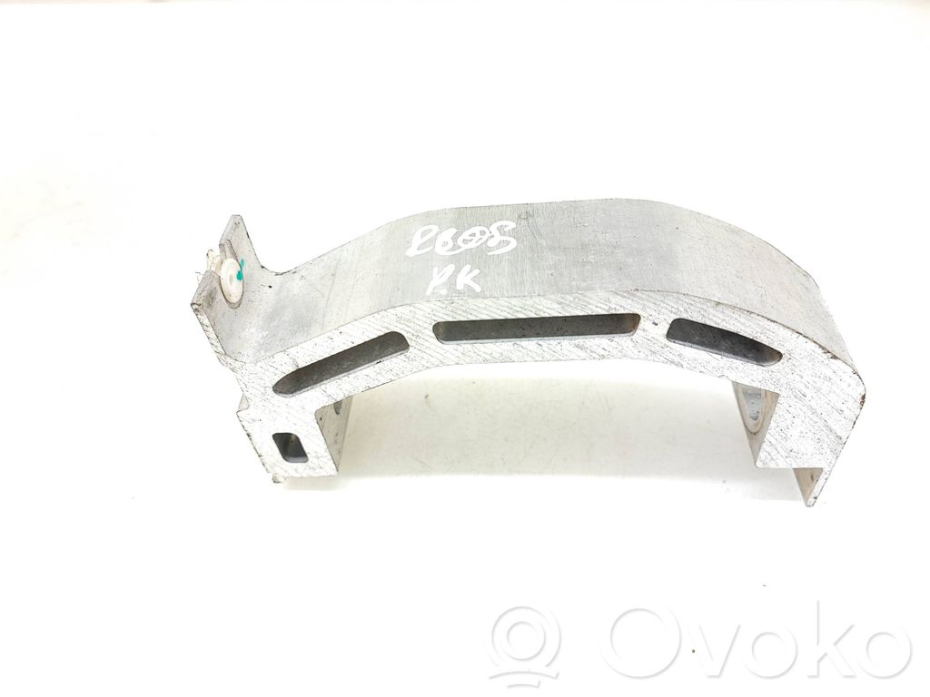 Engine mounting bracket   31681596,P9191016,3186B4239