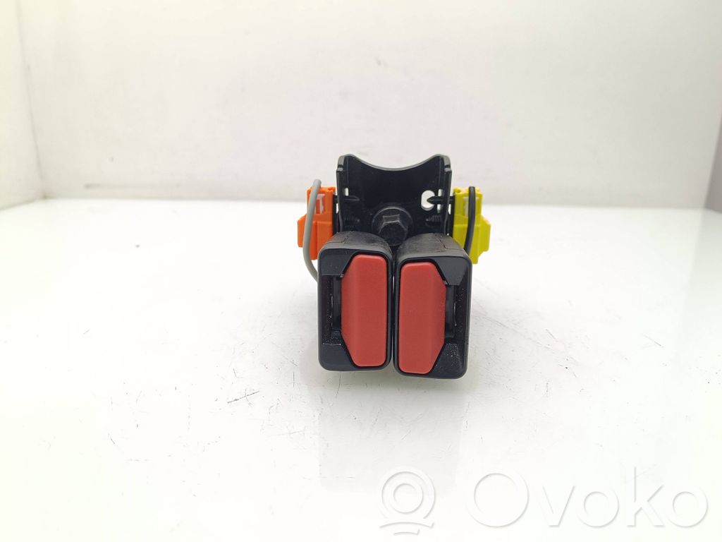 Volvo V60 Rear seatbelt buckle 