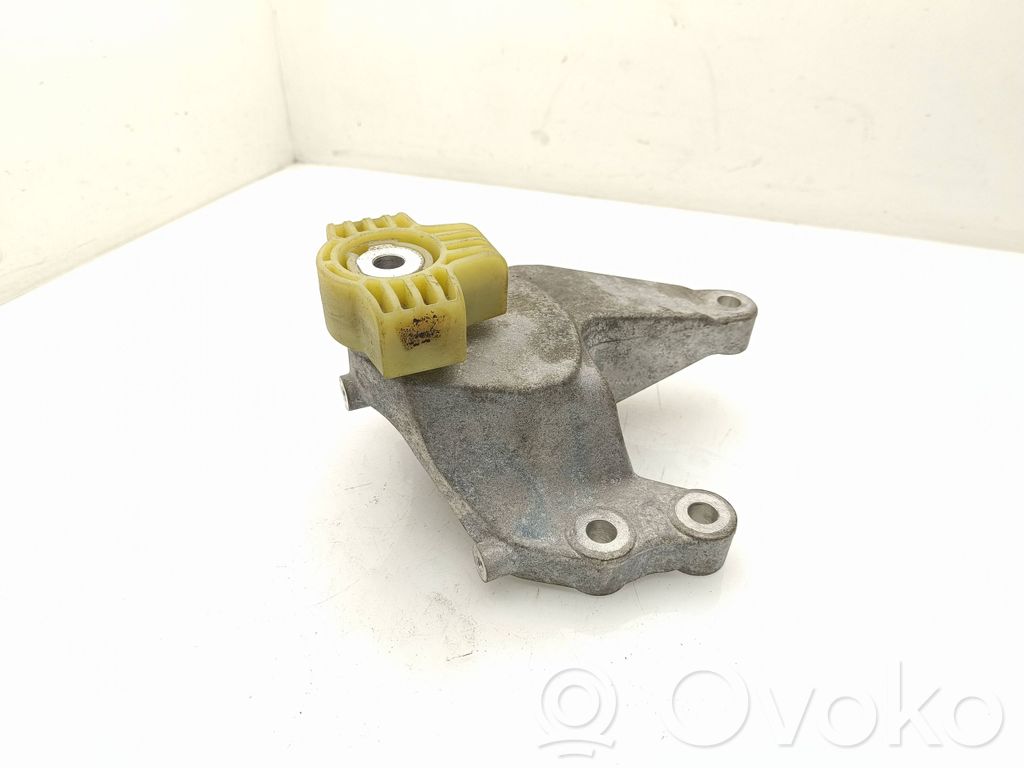 Polestar 2 Engine mounting bracket 