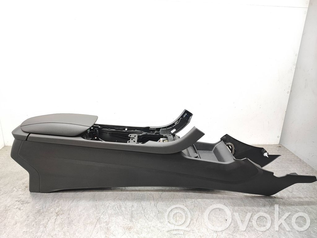 Ford Mondeo MK V Center console 