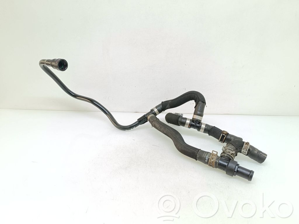 Volvo V60 Engine coolant pipe/hose 