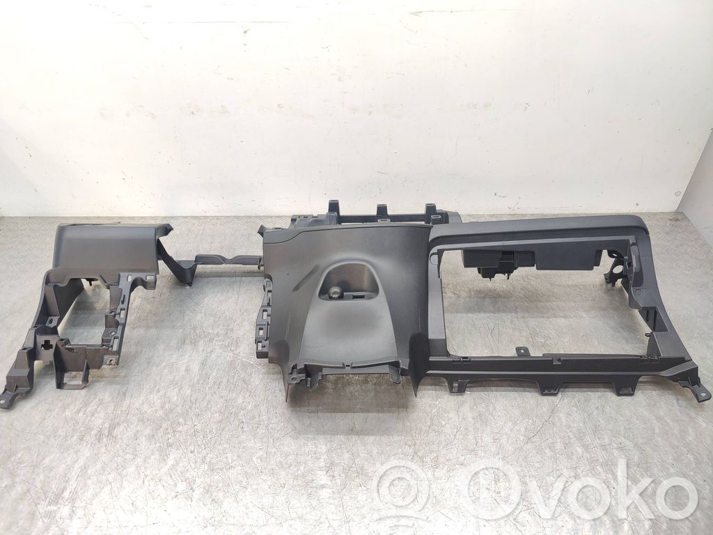 Toyota Yaris Panel de instrumentos 