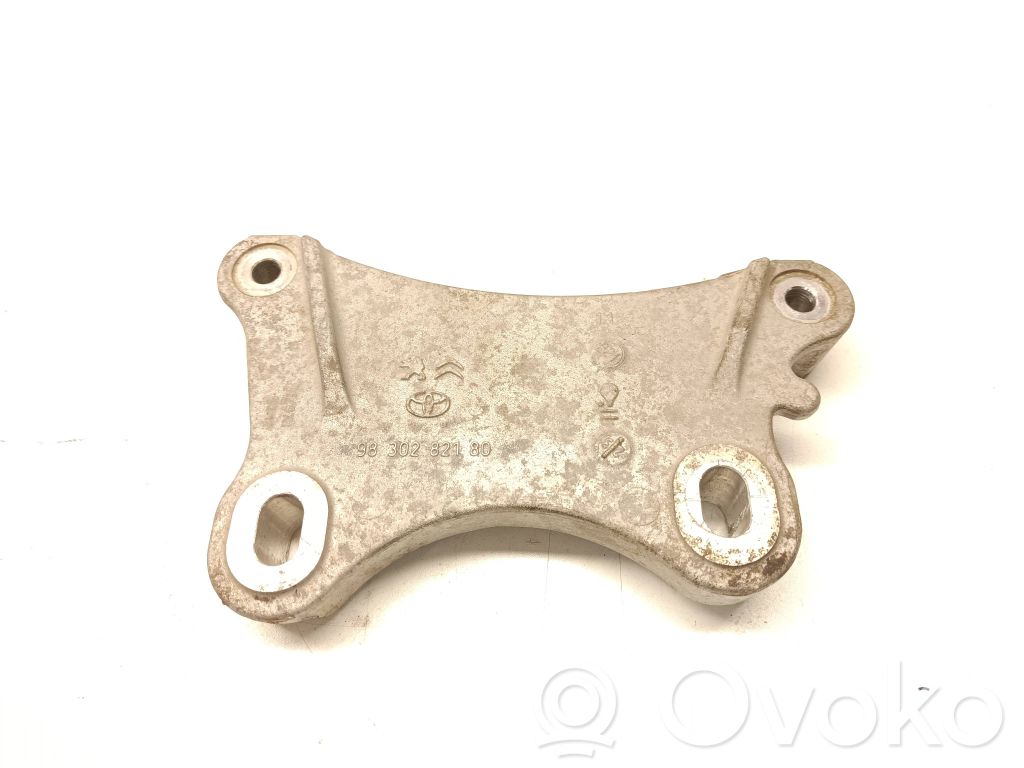 Toyota Proace Engine mounting bracket 