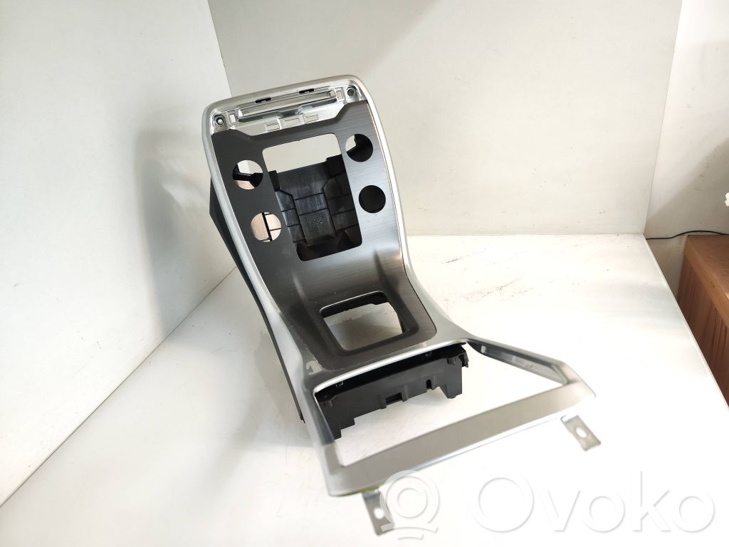 Volvo V70 Console centrale 