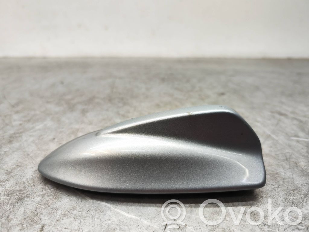 Volvo V70 GPS-pystyantenni 