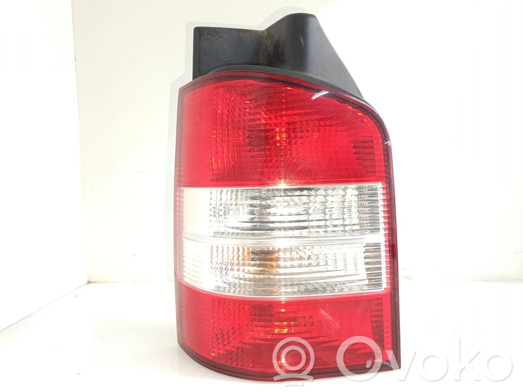 Volkswagen Transporter - Caravelle T5 Lampă spate în caroserie 