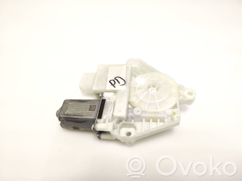 BMW X3 G01 Silnik regulatora szyby drzwi przednich 