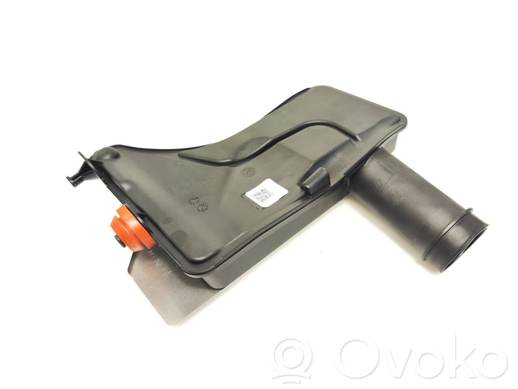 BMW X5 G05 Intake resonator 