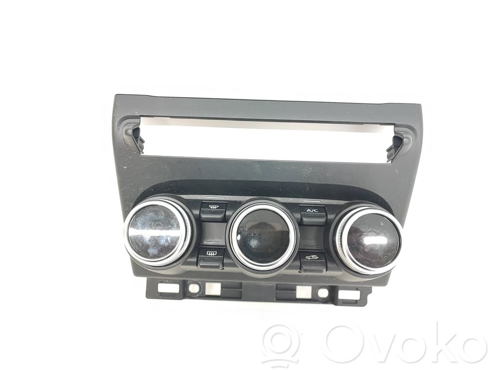 Renault Captur II Climate control unit 
