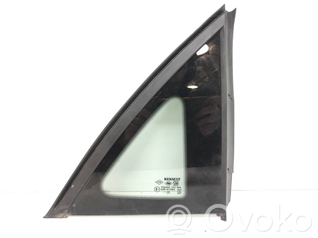 Renault Captur II Rear side window 