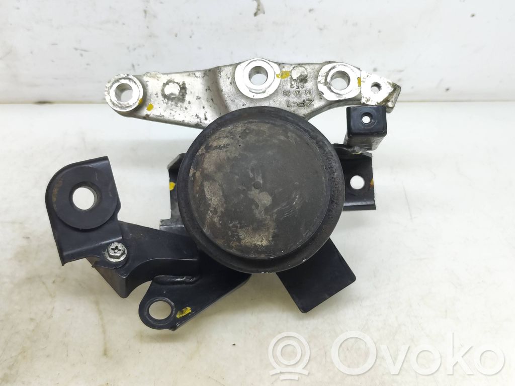 Suzuki Vitara (LY) Engine mount bracket 