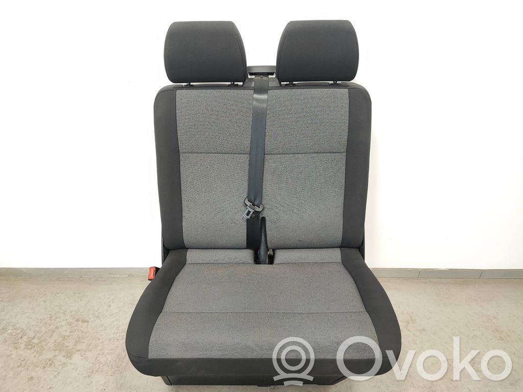 Volkswagen Transporter - Caravelle T6 Kaksoisetuistuin 