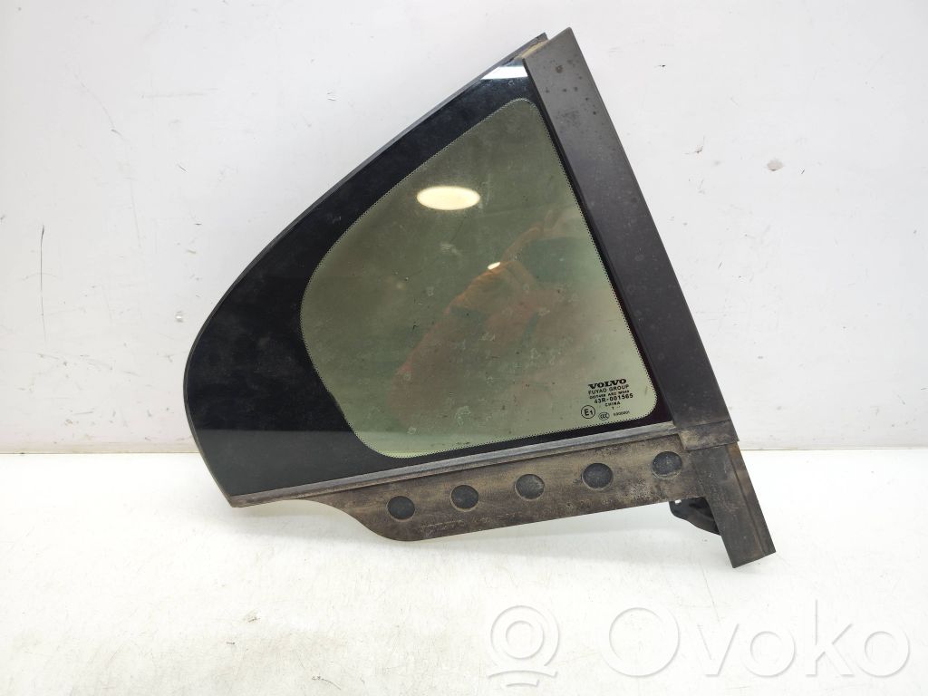 Volvo S60 Ventanilla de ventilación de la puerta trasera 