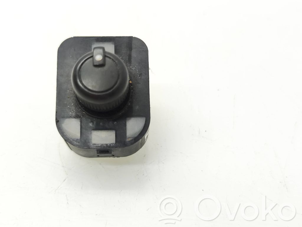 Wing mirror switch   8V0959565A,151506S