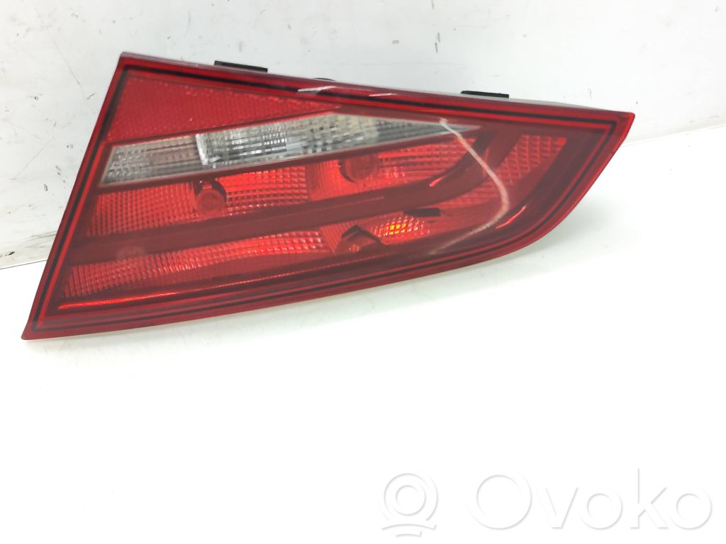 Audi A3 S3 8V Lampă spate în capacul portbagajului 