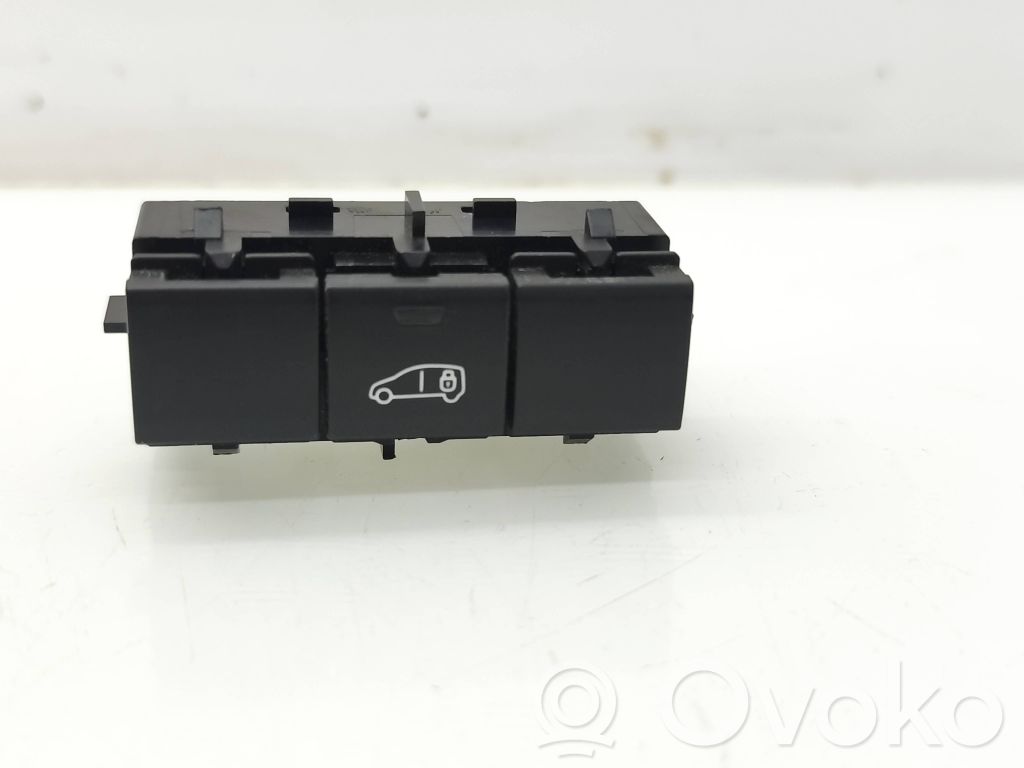 Toyota Proace Central locking switch button 