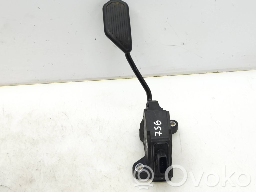 Toyota Yaris Gaspedal 