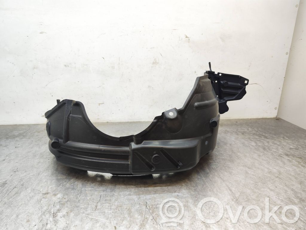 Toyota Yaris Nadkole przednie