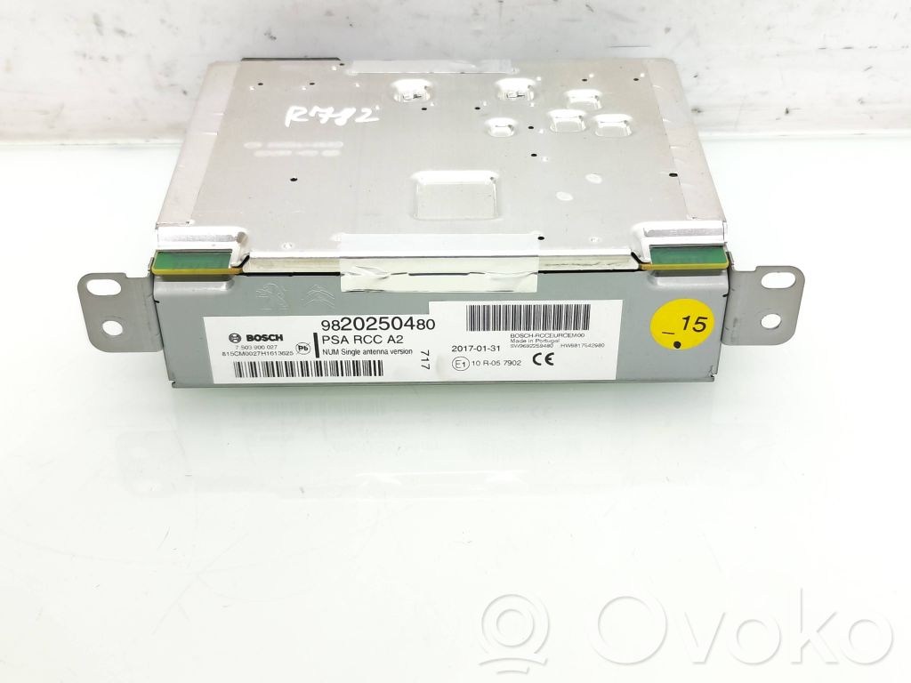 Peugeot Expert Panel / Radioodtwarzacz CD/DVD/GPS 