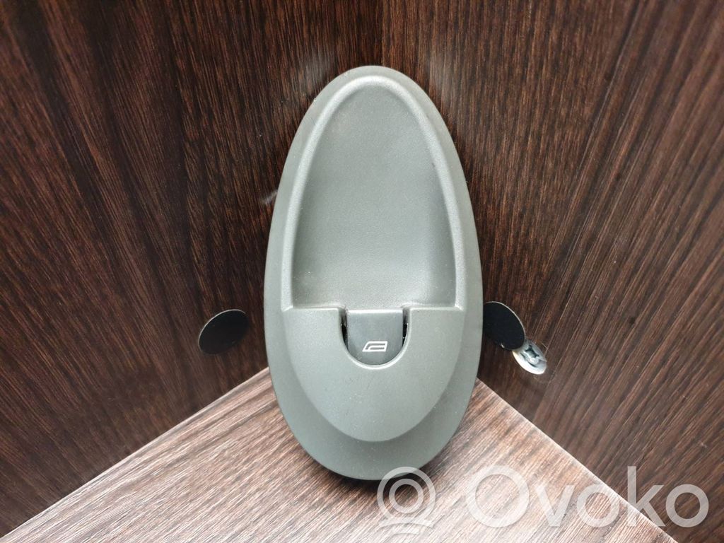 Iveco Daily 35 - 40.10 Electric window control switch 
