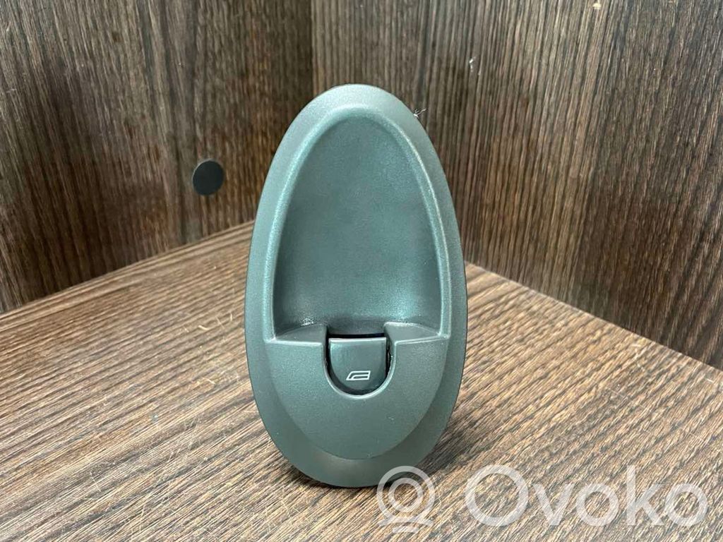 Iveco Daily 35 - 40.10 Electric window control switch 
