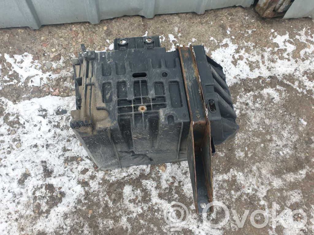 Nissan Primastar Battery box tray 